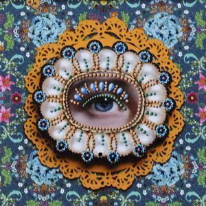 Wooden buttons "White beaded eye "