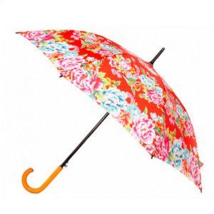 Umbrella lady of Shanghai