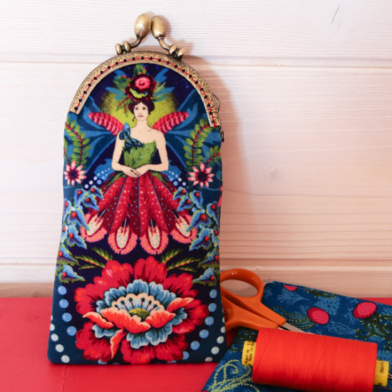 Sewing kit velvet glasses case MagiCountry
