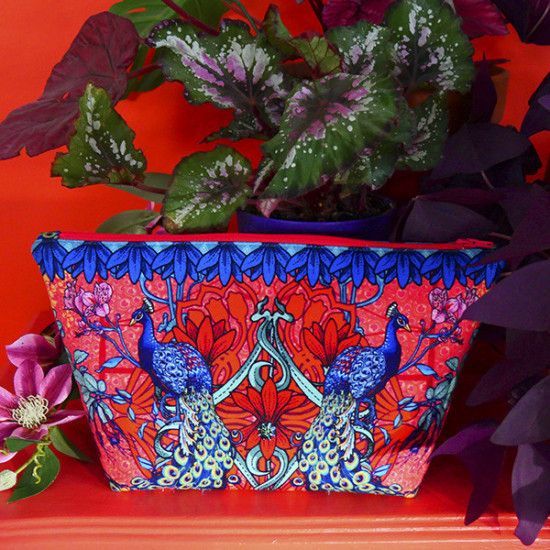 Sewing Kit : Pouch Peacocks pink