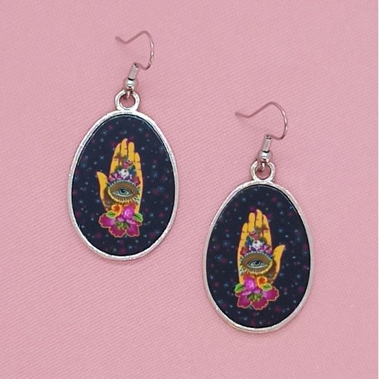 Lucky hands earrings