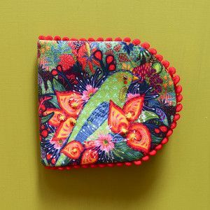 Sewing kit Tropicalism needle holder