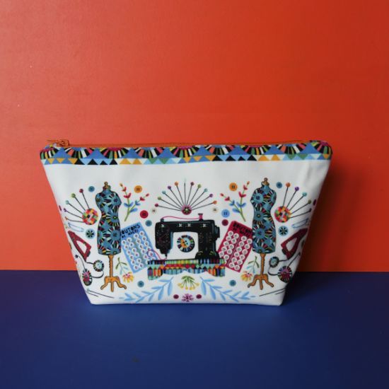 Sewing Kit : Pouch Couture Palace white